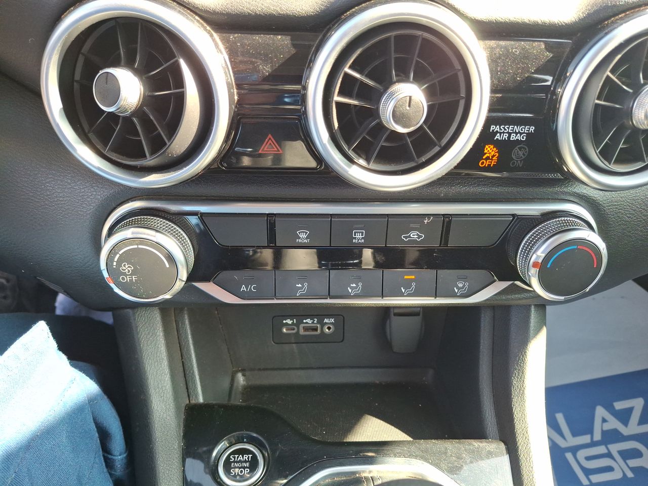 NISSAN - 30