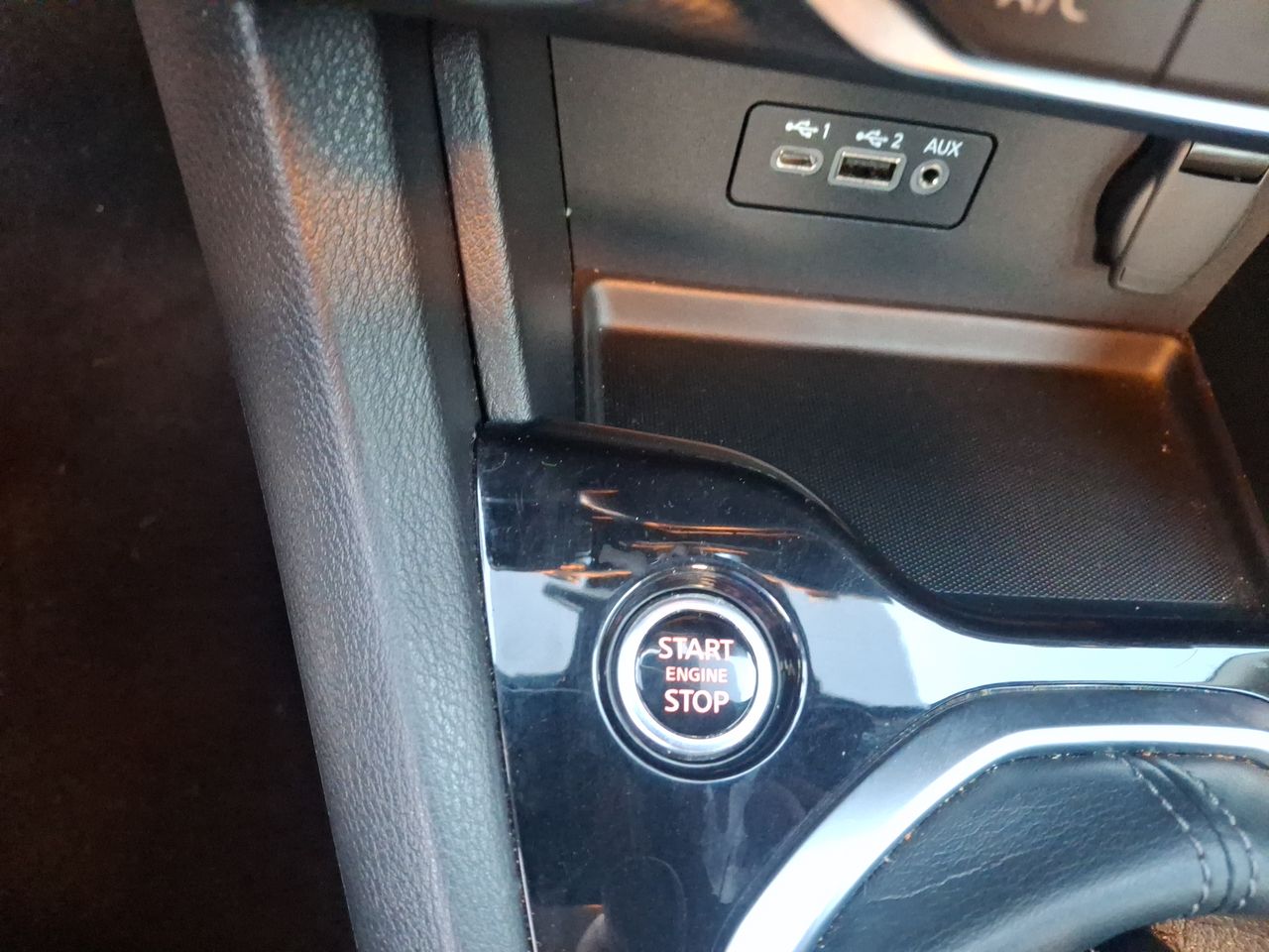 NISSAN - 27
