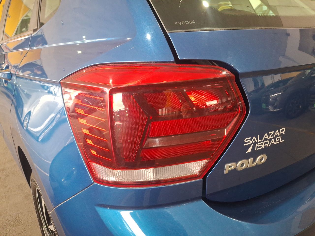 VOLKSWAGEN - 20