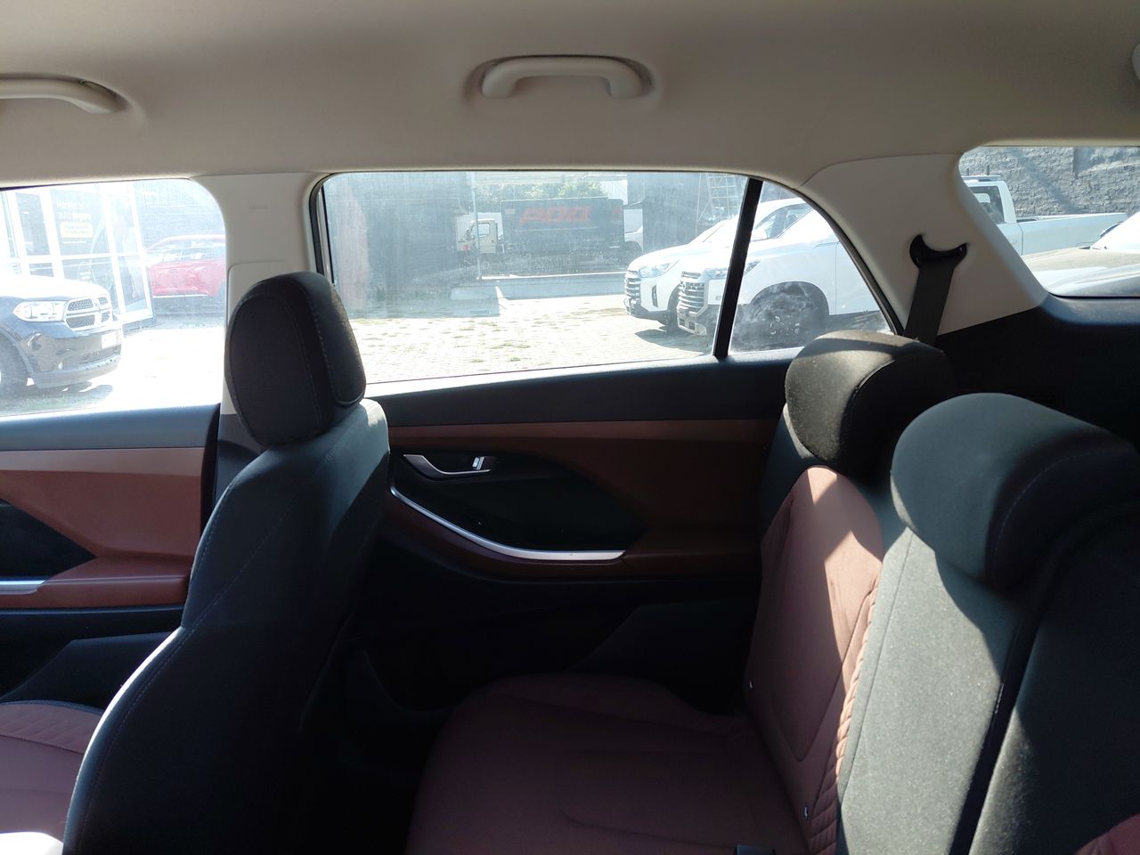 HYUNDAI - 3