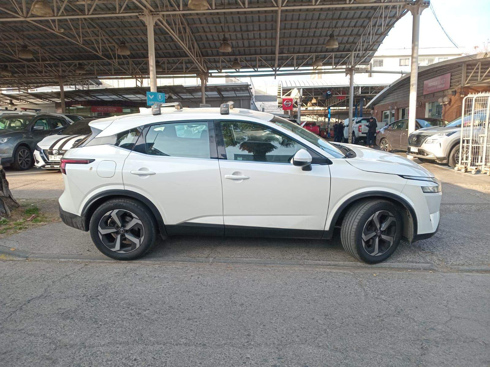 NISSAN - 2