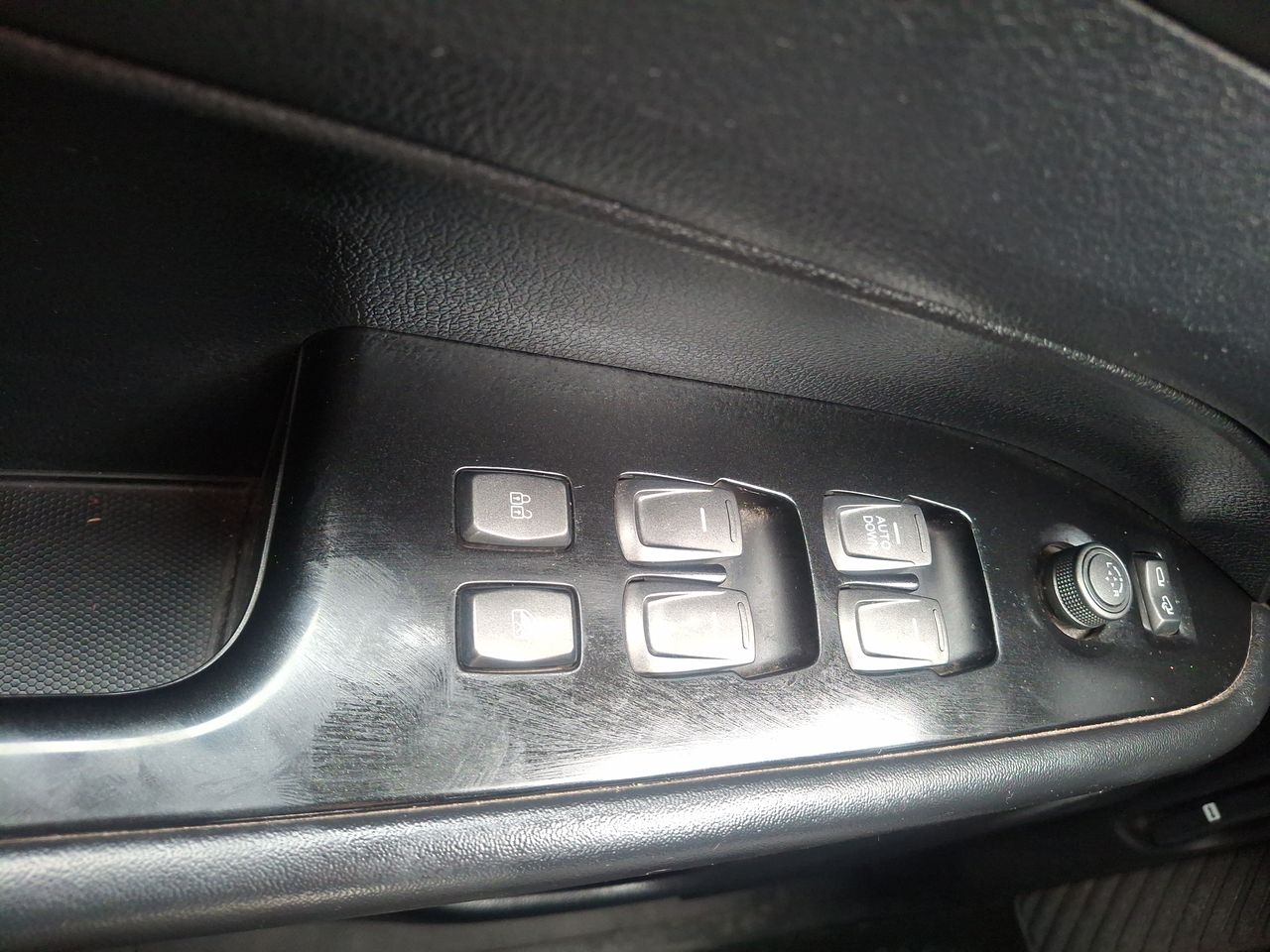 SSANGYONG - 12