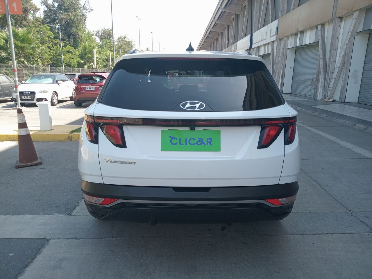HYUNDAI - 6