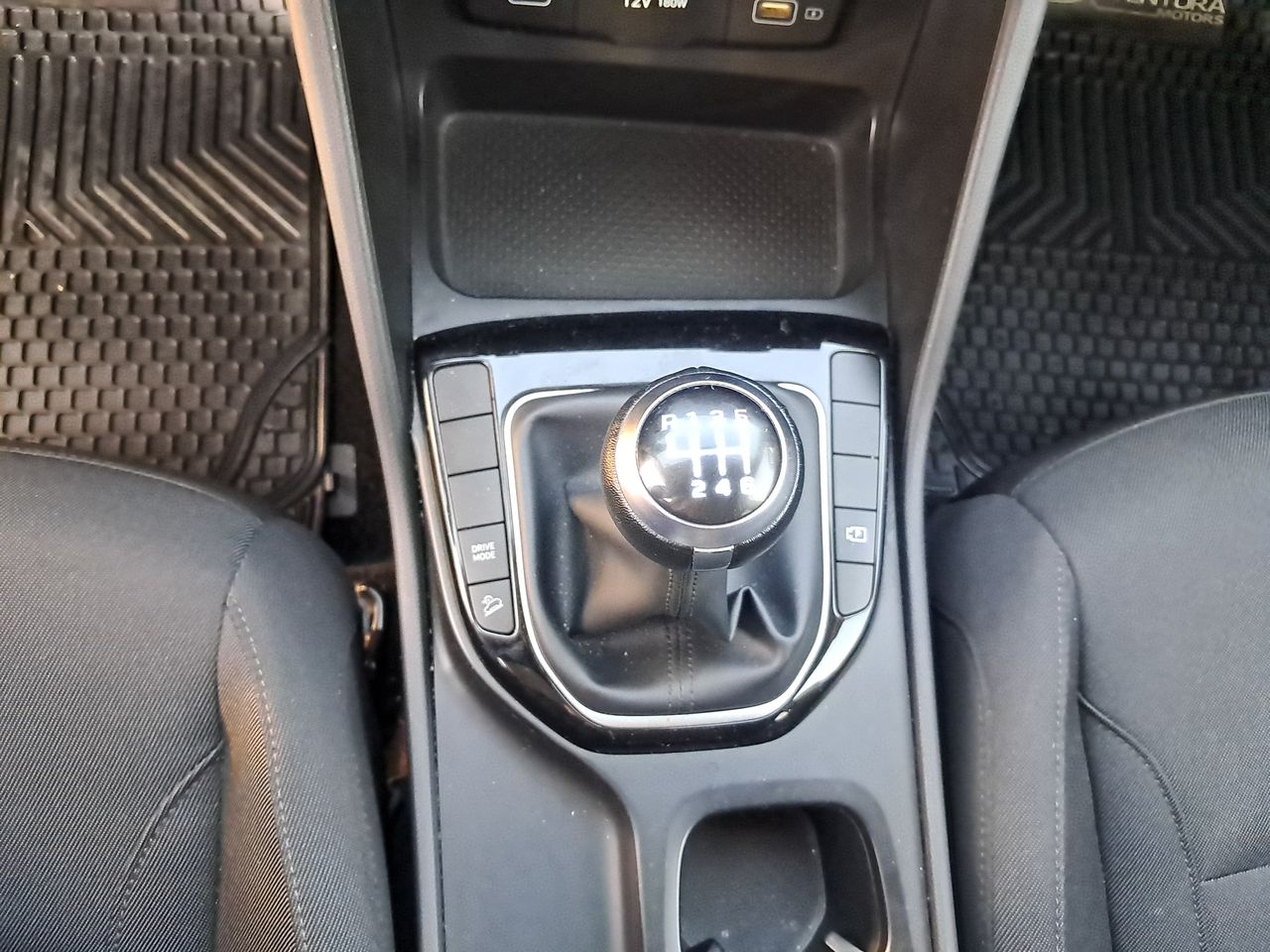 HYUNDAI - 22