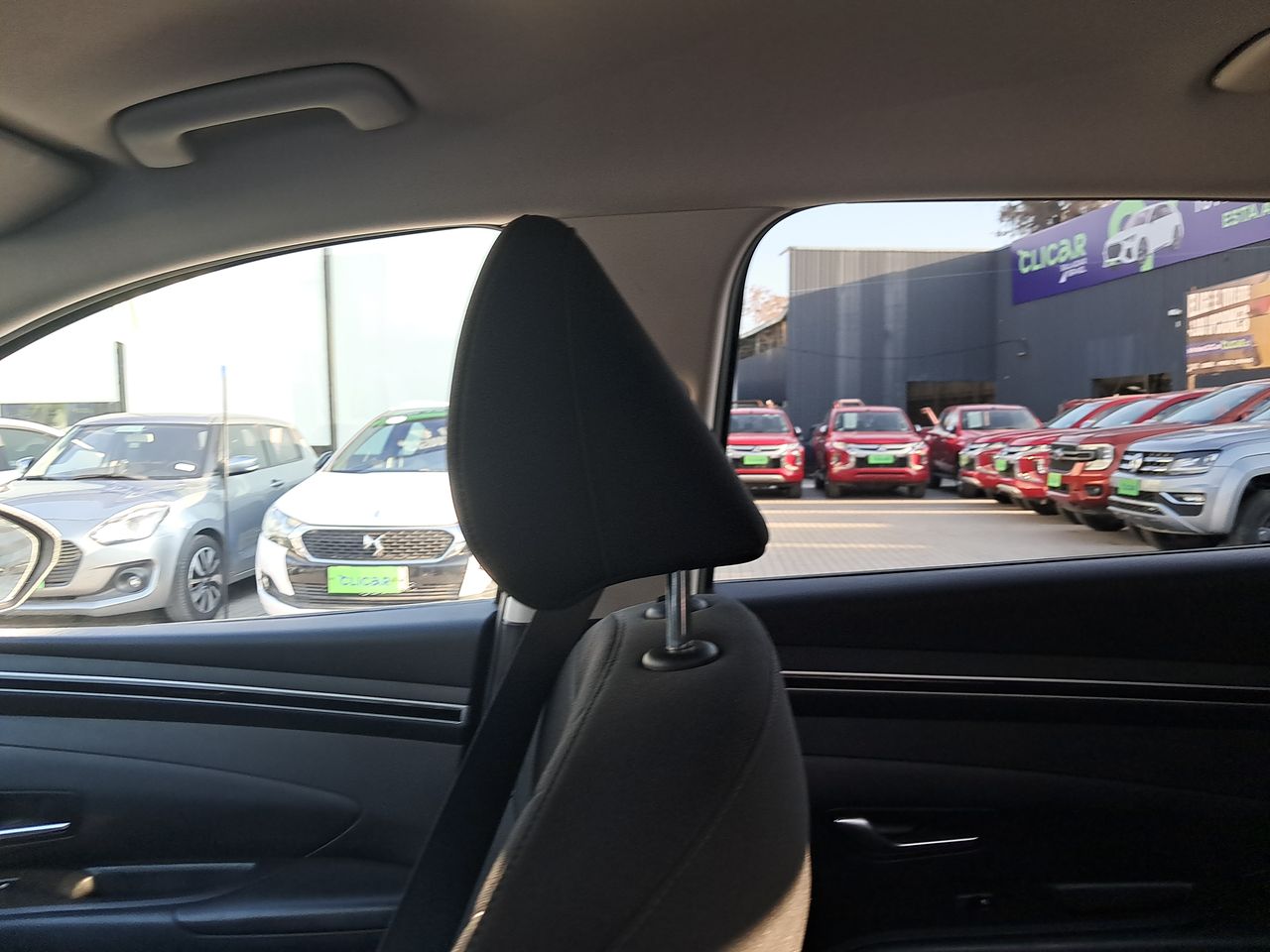 HYUNDAI - 3