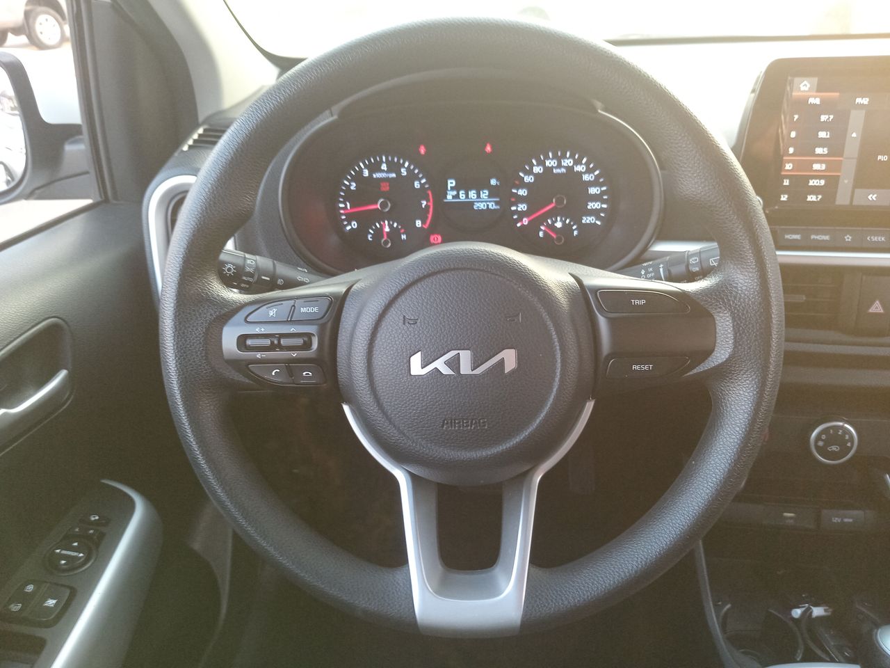 KIA - 26