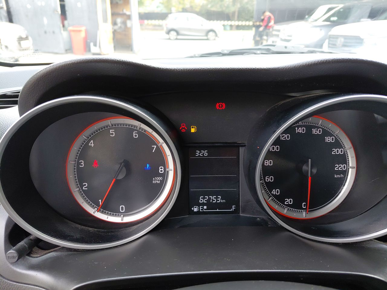SUZUKI - 25