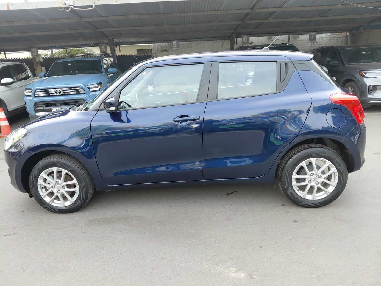 SUZUKI - 4