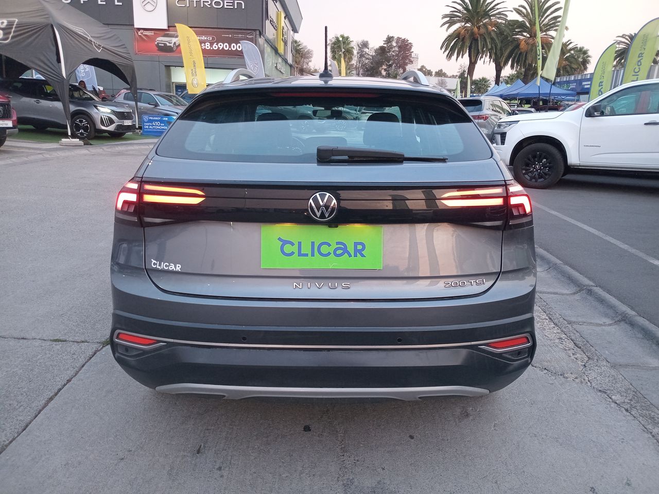 VOLKSWAGEN - 6