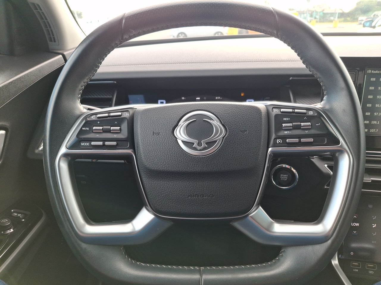 SSANGYONG - 17
