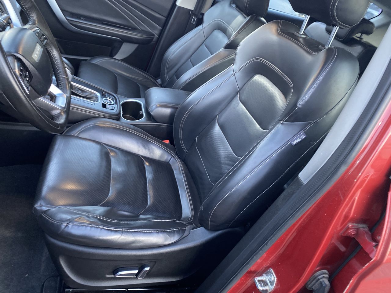 Jetour X70 — foto 25 de 37