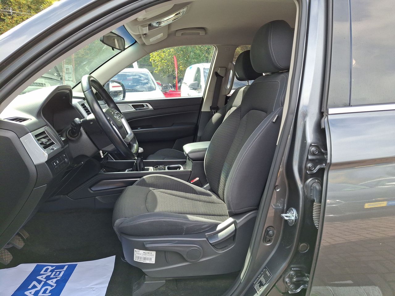 SSANGYONG - 24