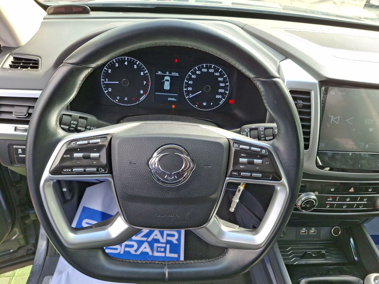 SSANGYONG - 25
