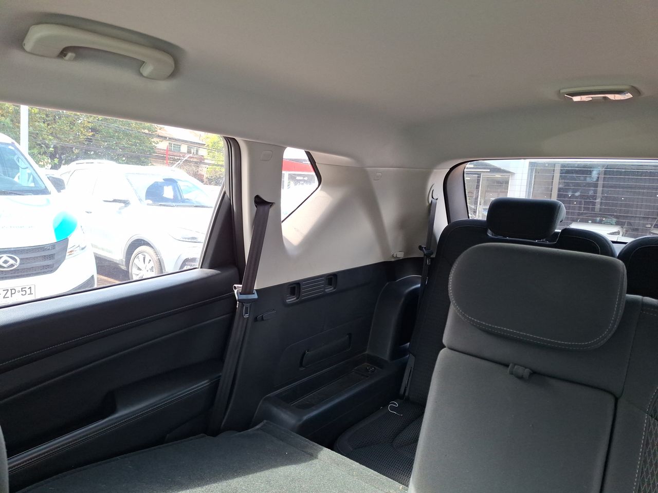 SSANGYONG - 12