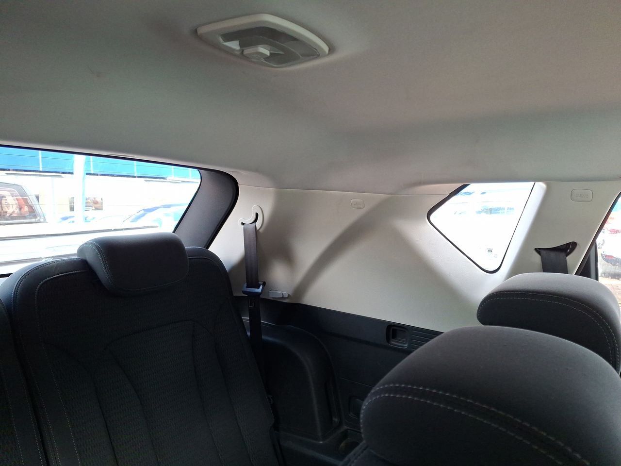 SSANGYONG - 14
