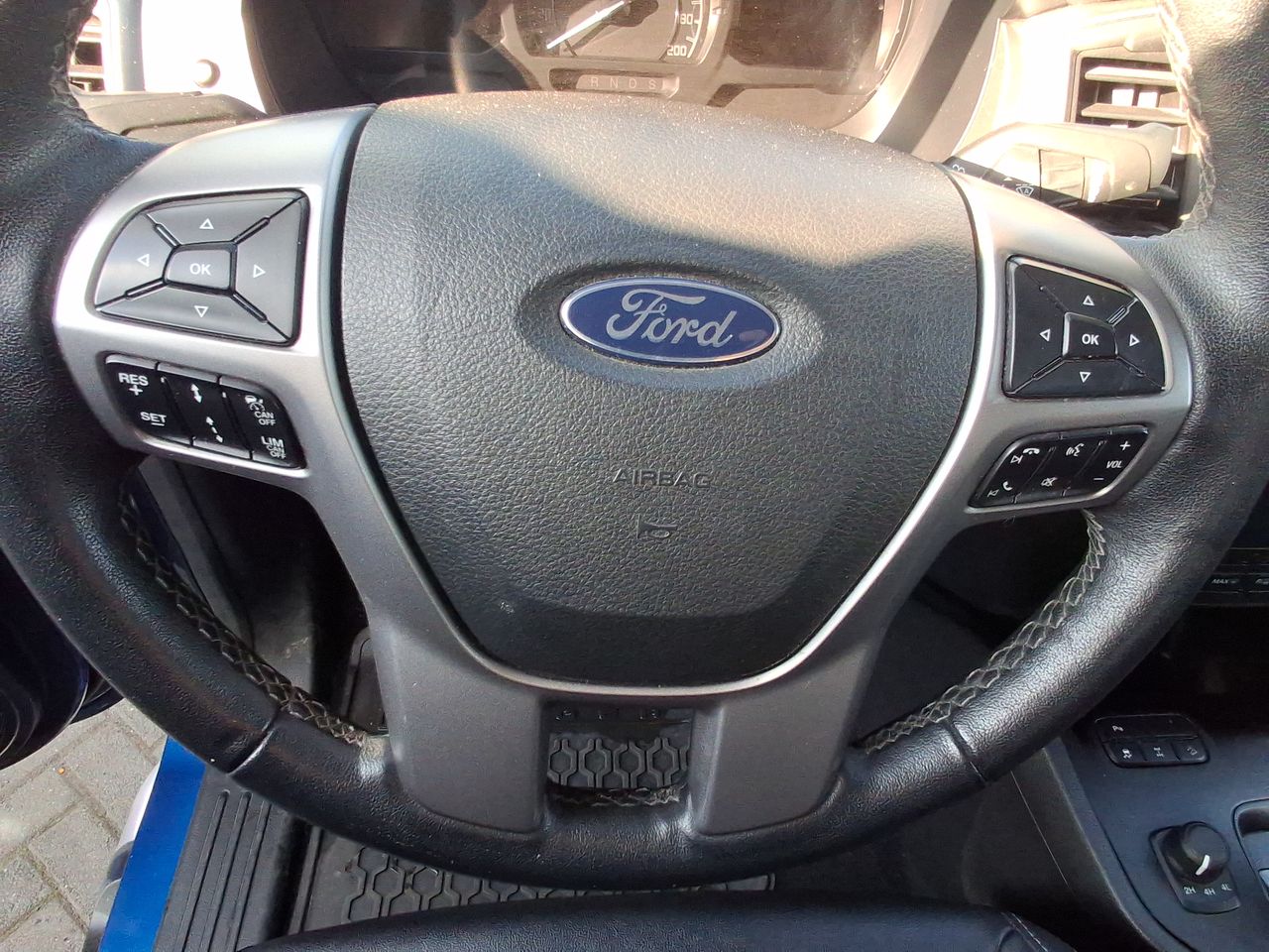 FORD - 18