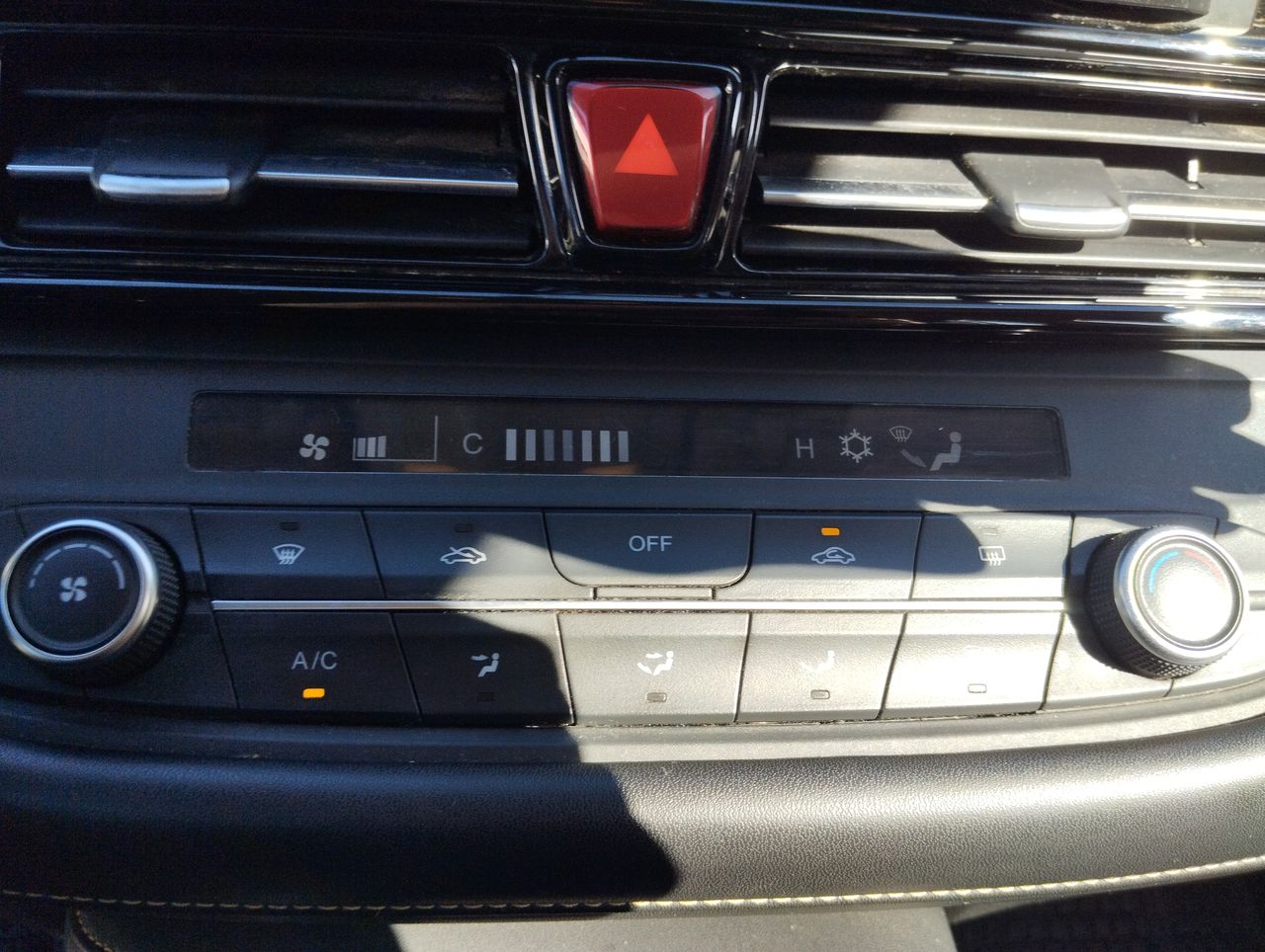 JAC - 28