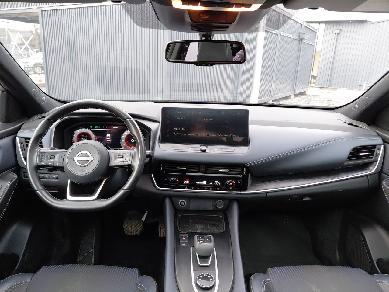NISSAN - 1