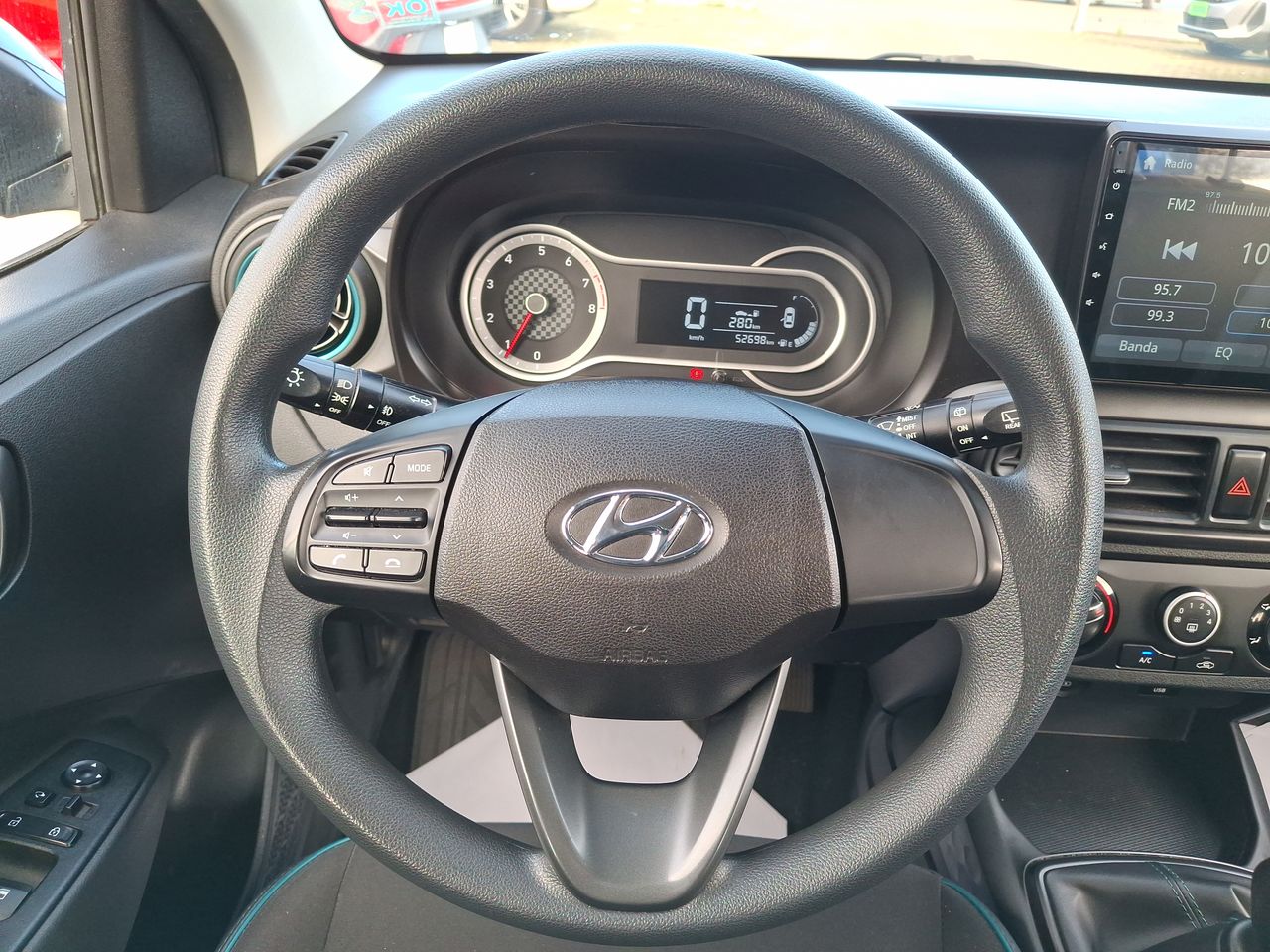 HYUNDAI - 25