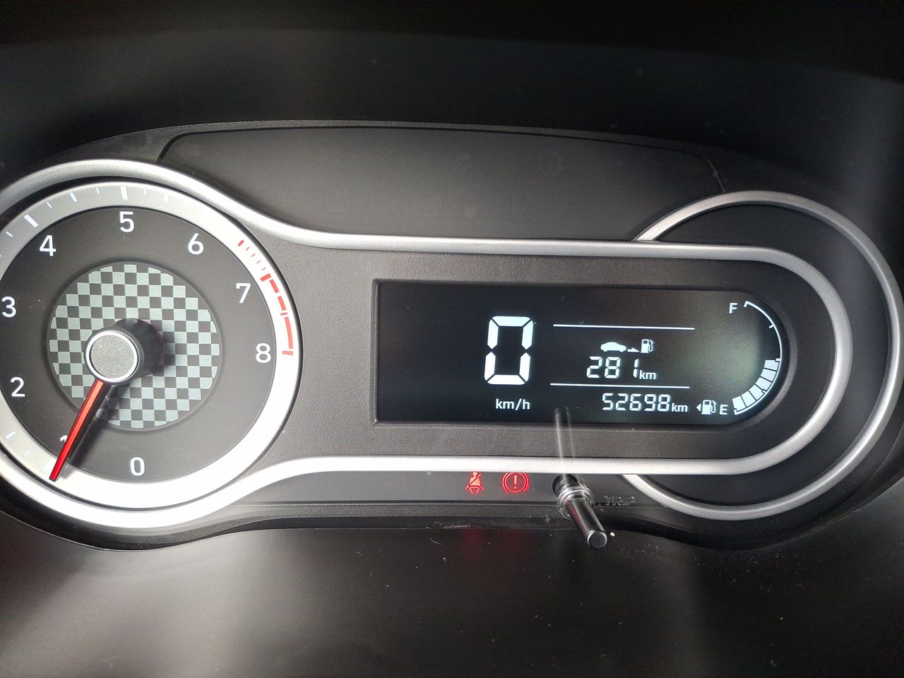 HYUNDAI - 27