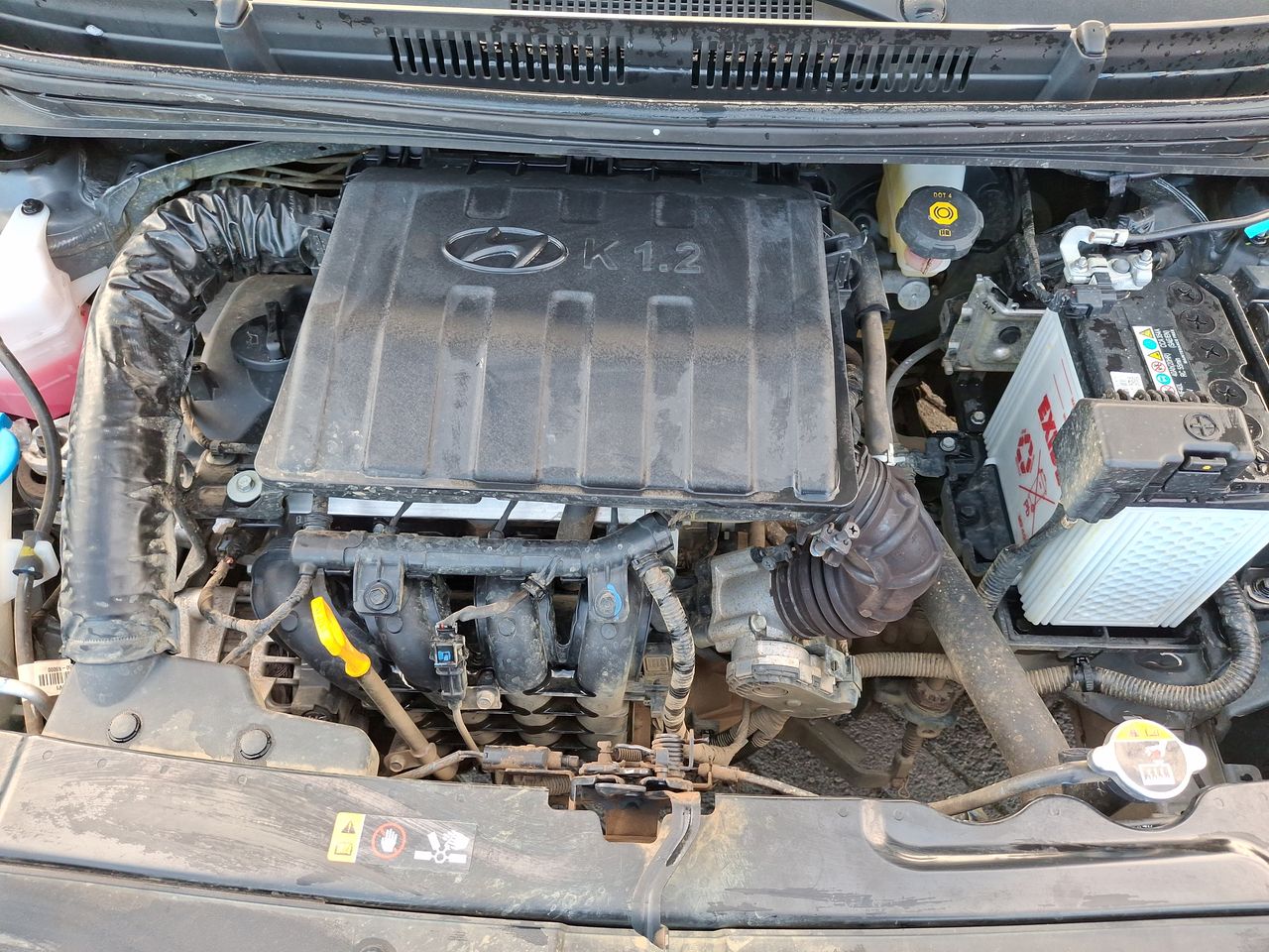 HYUNDAI - 17