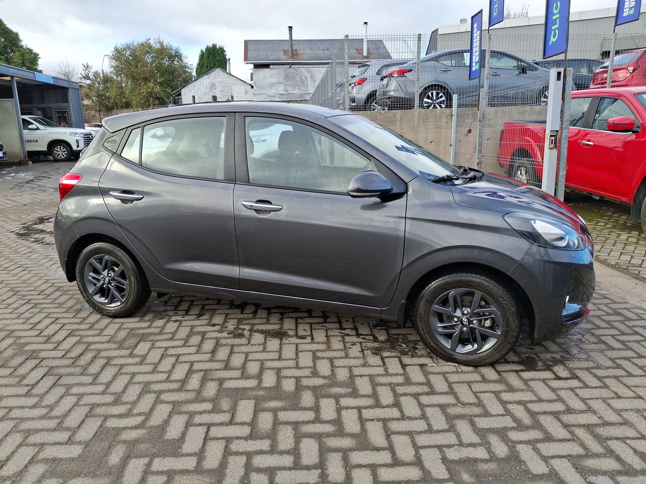 HYUNDAI - 1