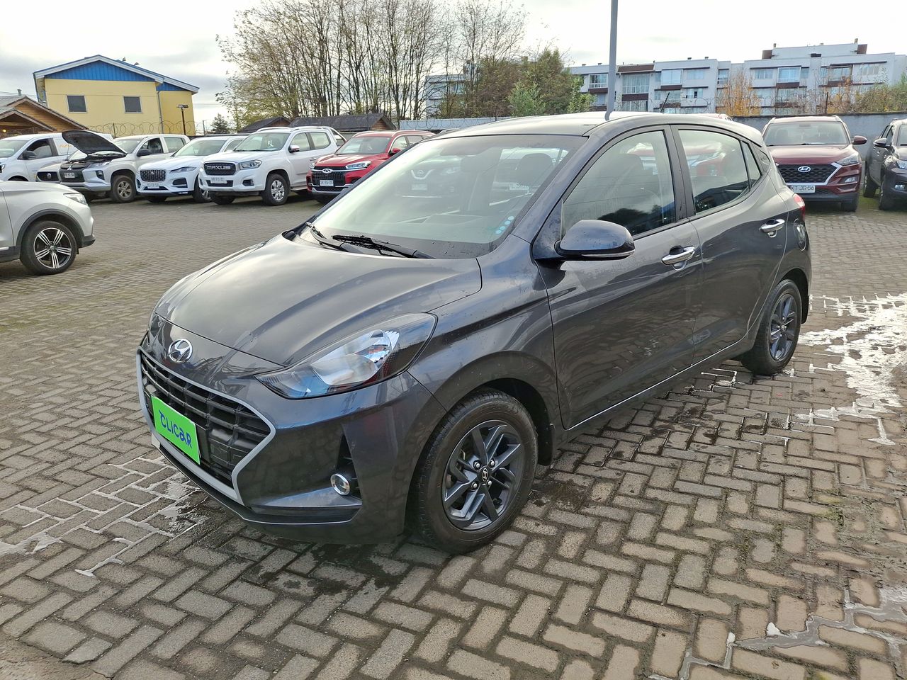 HYUNDAI - 3