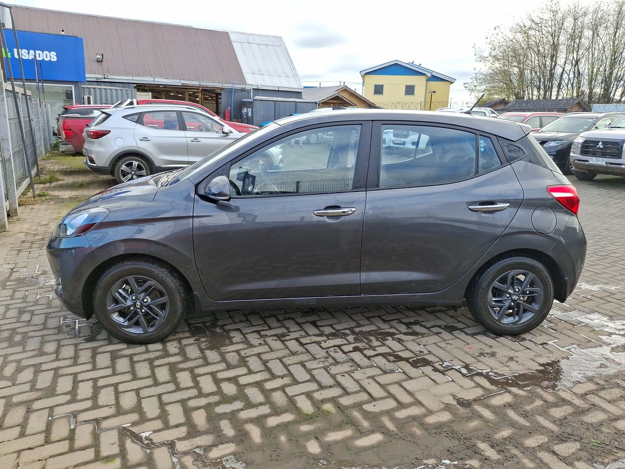 HYUNDAI - 4