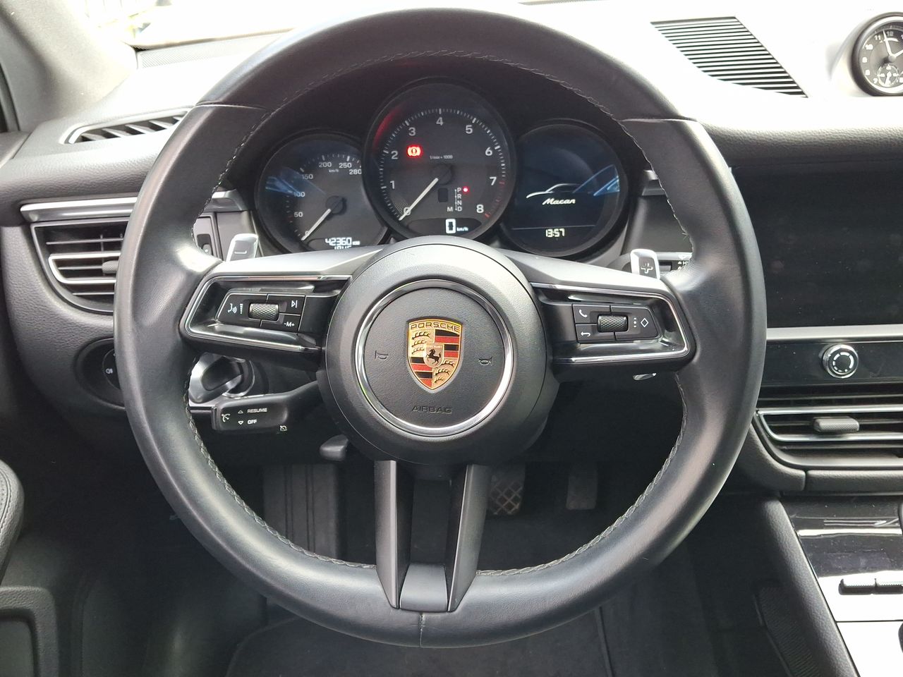 PORSCHE - 24