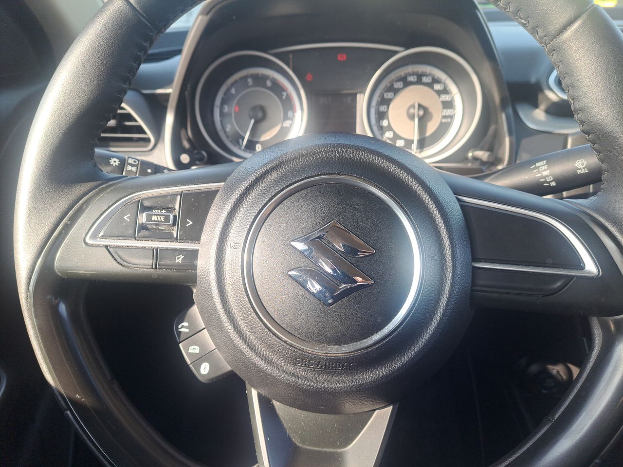 SUZUKI - 27