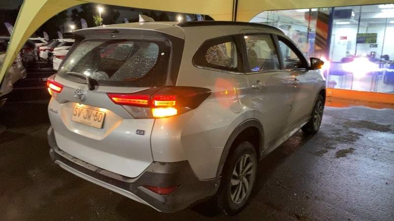 TOYOTA - 4