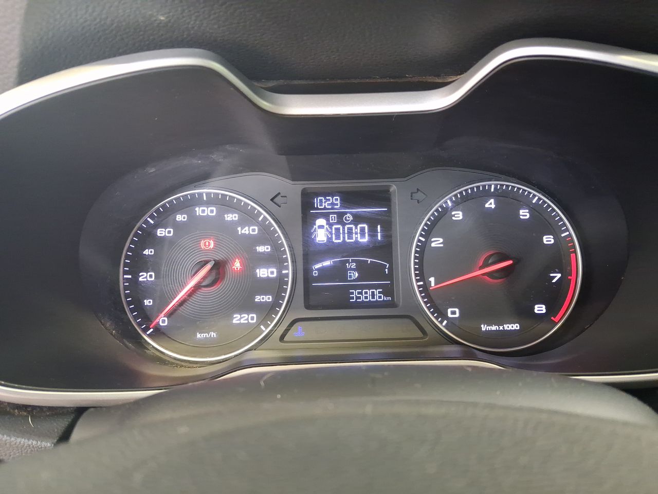 Mercedes-Benz A250 — foto 28 de 35