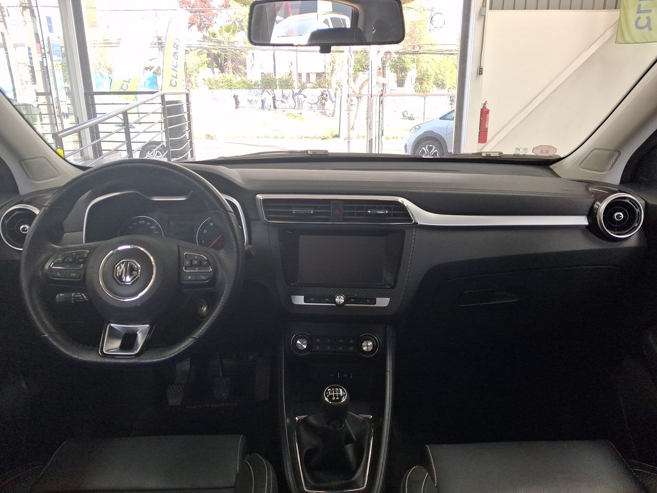 Mercedes-Benz A250 — foto 10 de 35