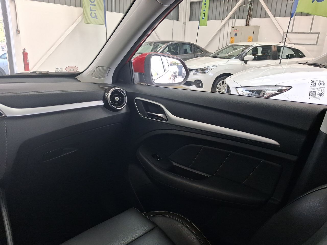 Mercedes-Benz A250 — foto 11 de 35