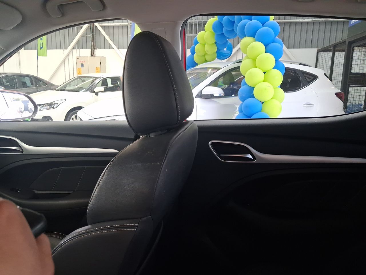 Mercedes-Benz A250 — foto 12 de 35