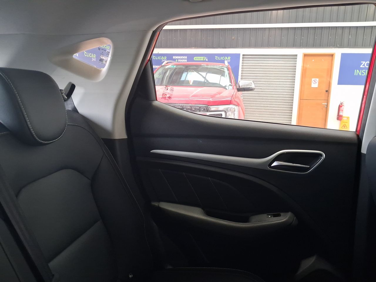 Mercedes-Benz A250 — foto 15 de 35
