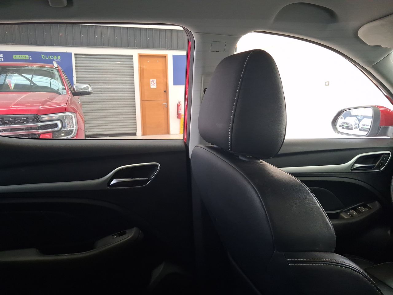 Mercedes-Benz A250 — foto 16 de 35