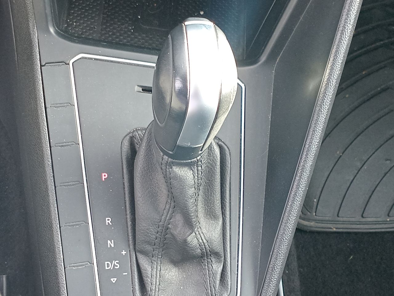 Volkswagen Nivus — foto 22 de 26
