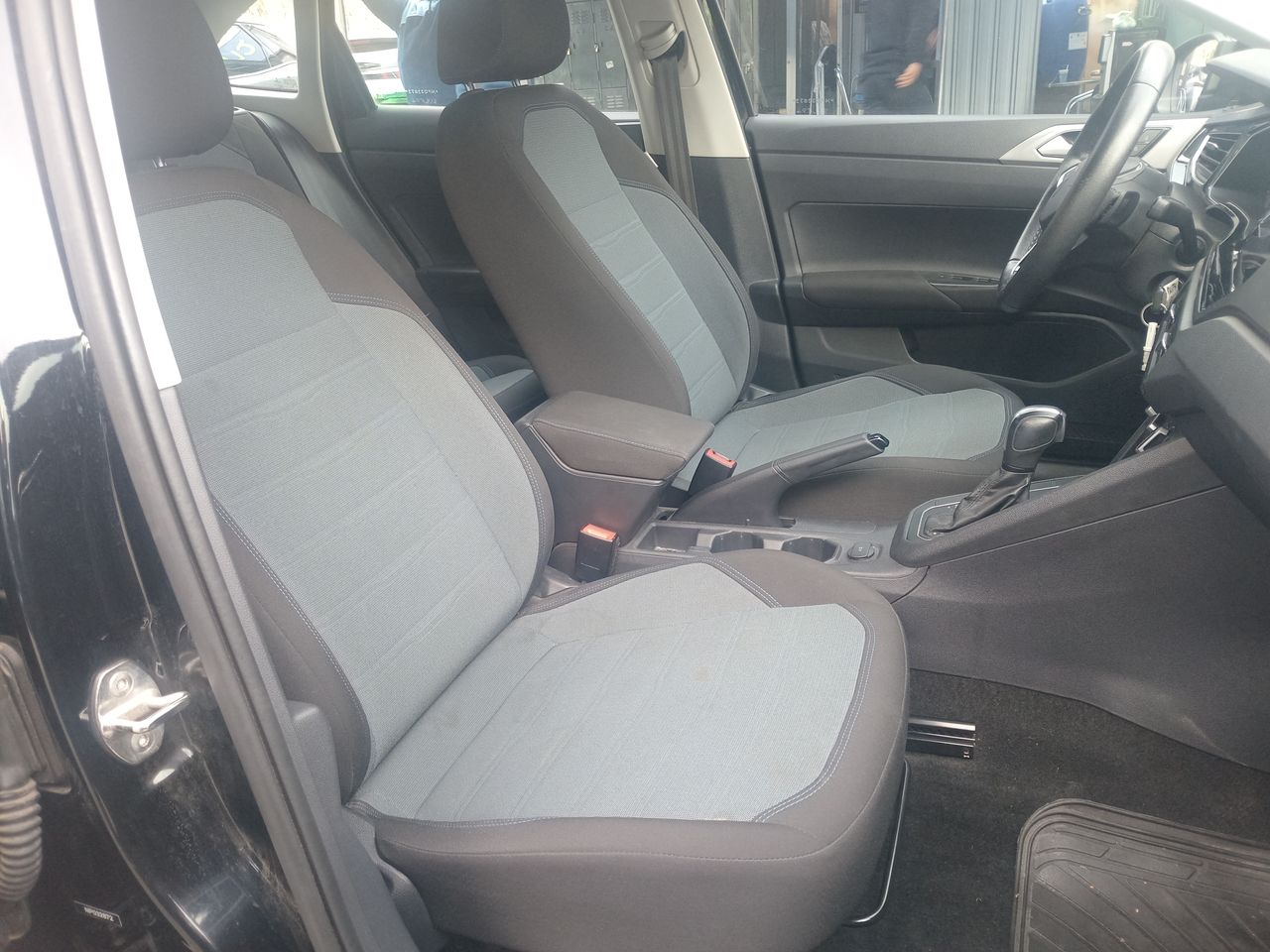 Volkswagen Nivus — foto 24 de 26