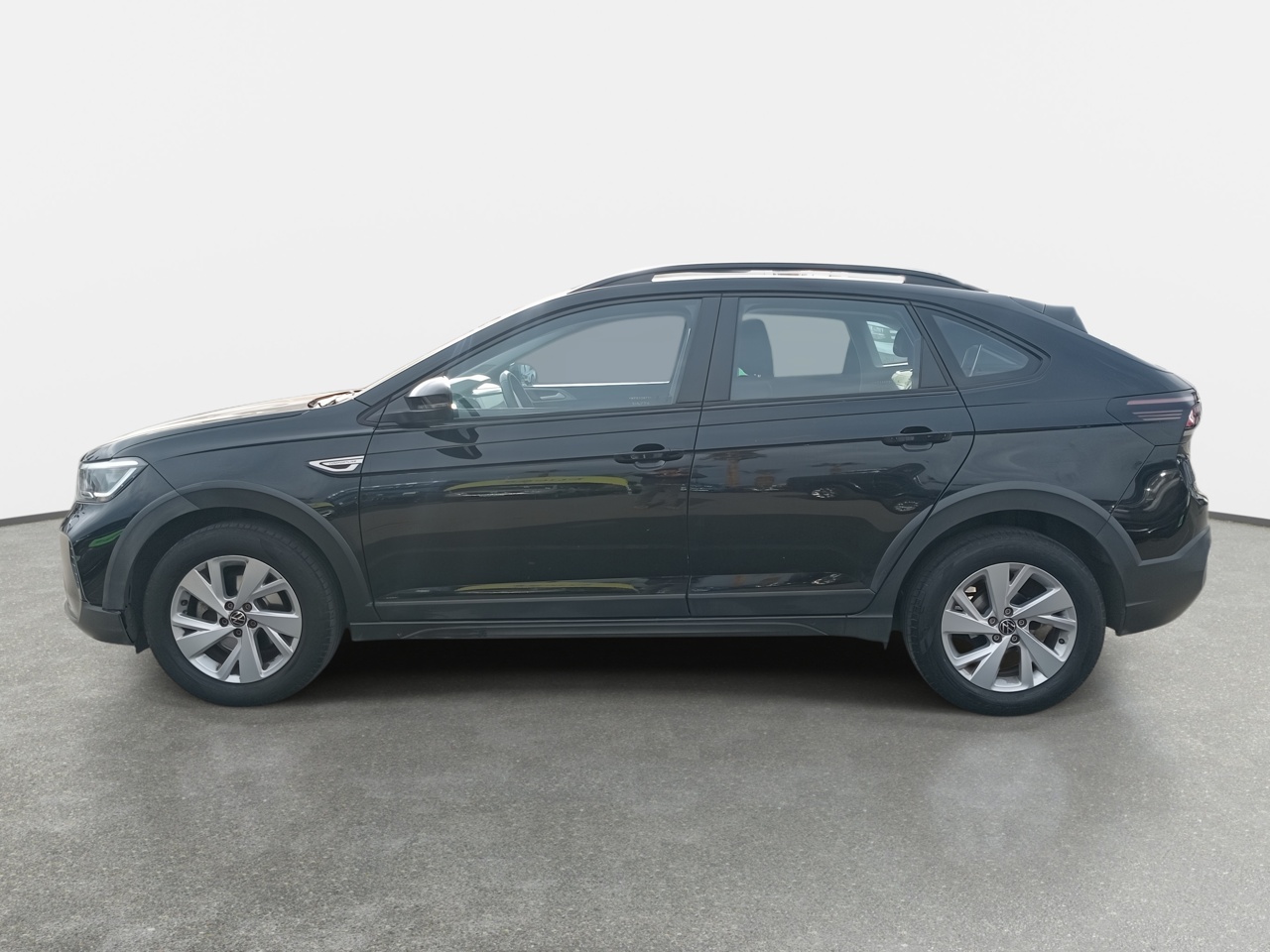 VOLKSWAGEN - 4