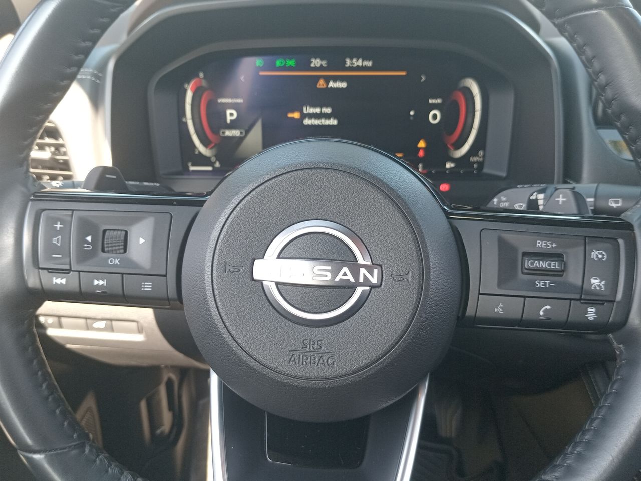 NISSAN - 27
