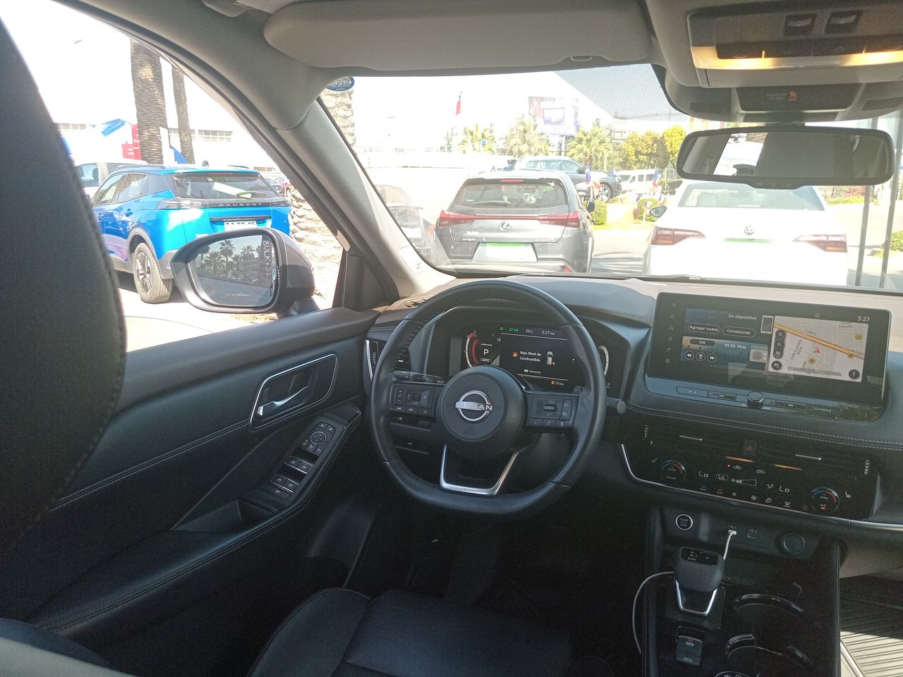 NISSAN - 16
