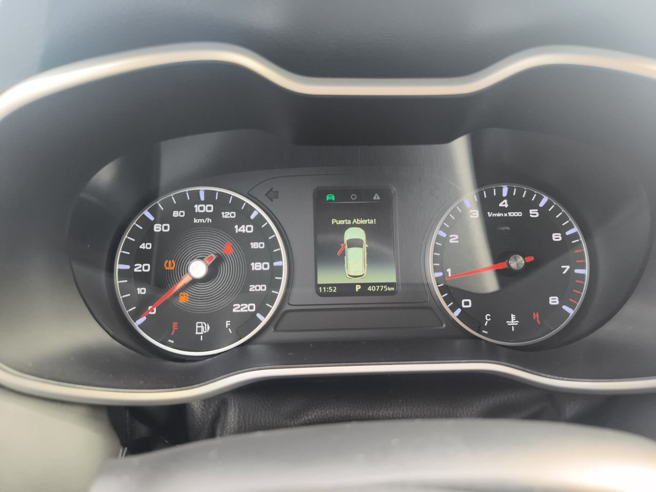 MG Zx — foto 18 de 26