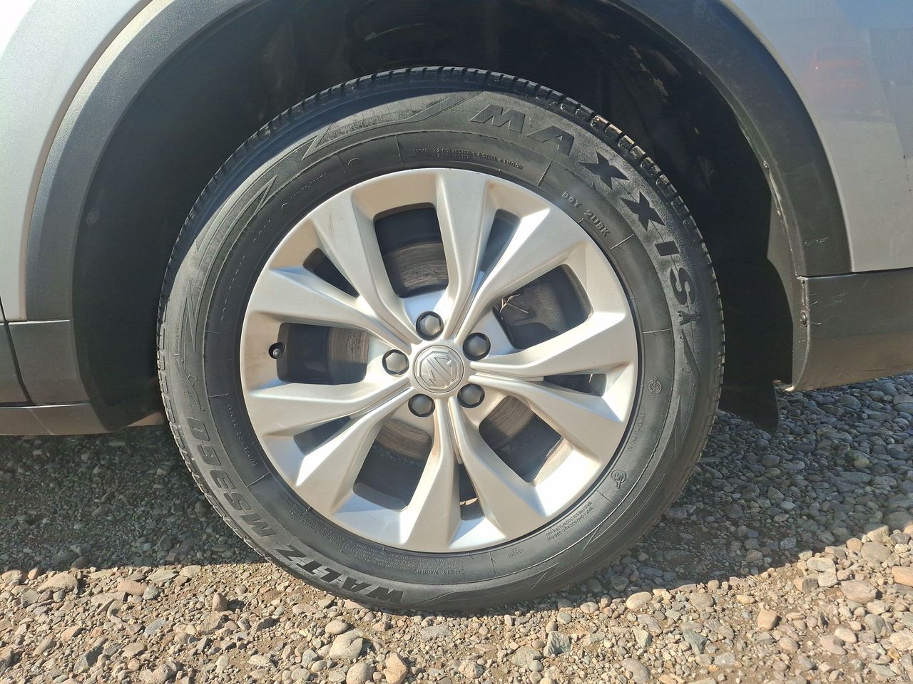 MG Zs — foto 10 de 21