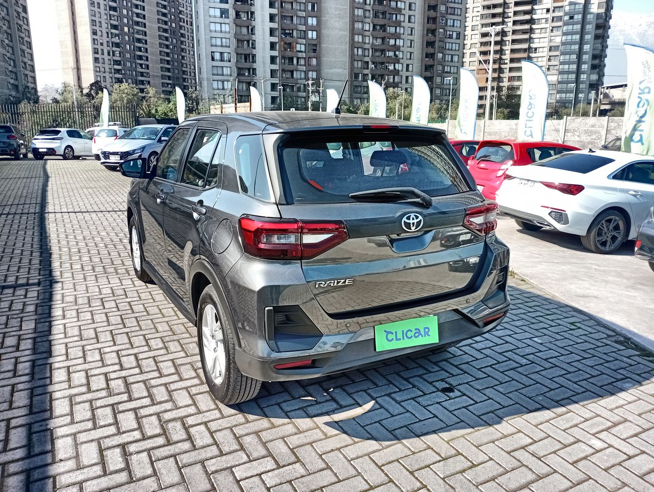 TOYOTA - 5
