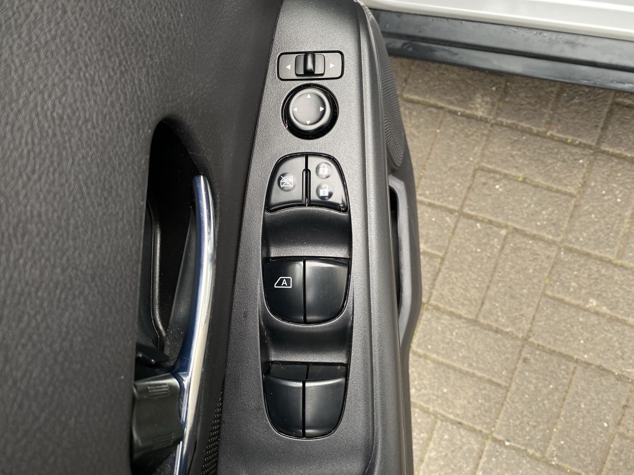 KIA Sportage — foto 15 de 26