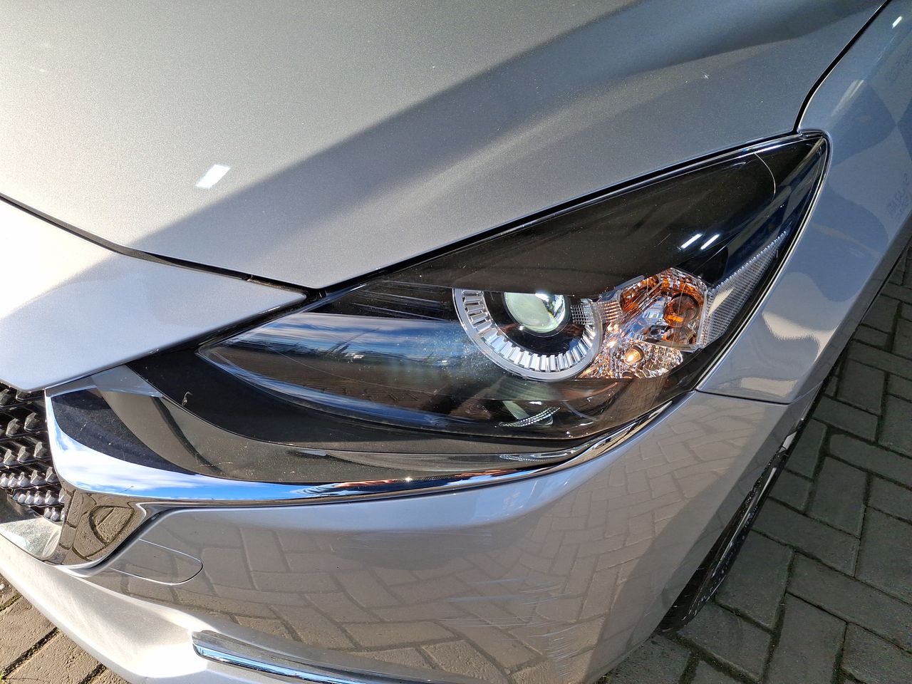 MAZDA - 18
