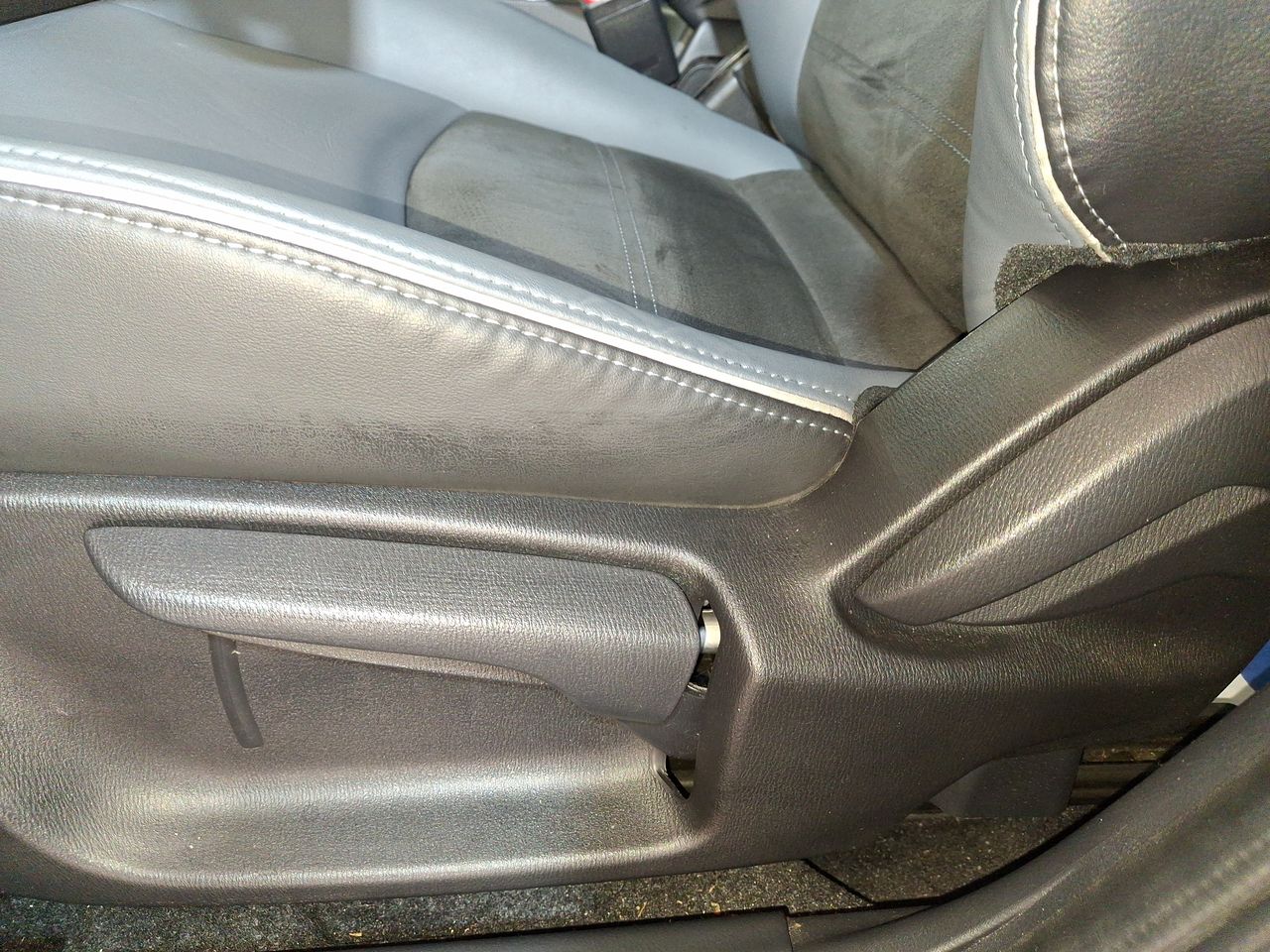 MAZDA - 22