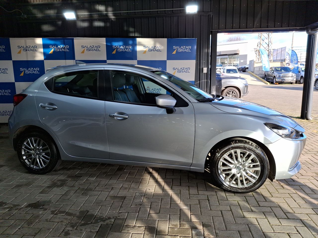 MAZDA - 8