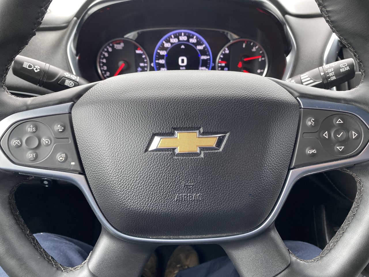 CHEVROLET - 27
